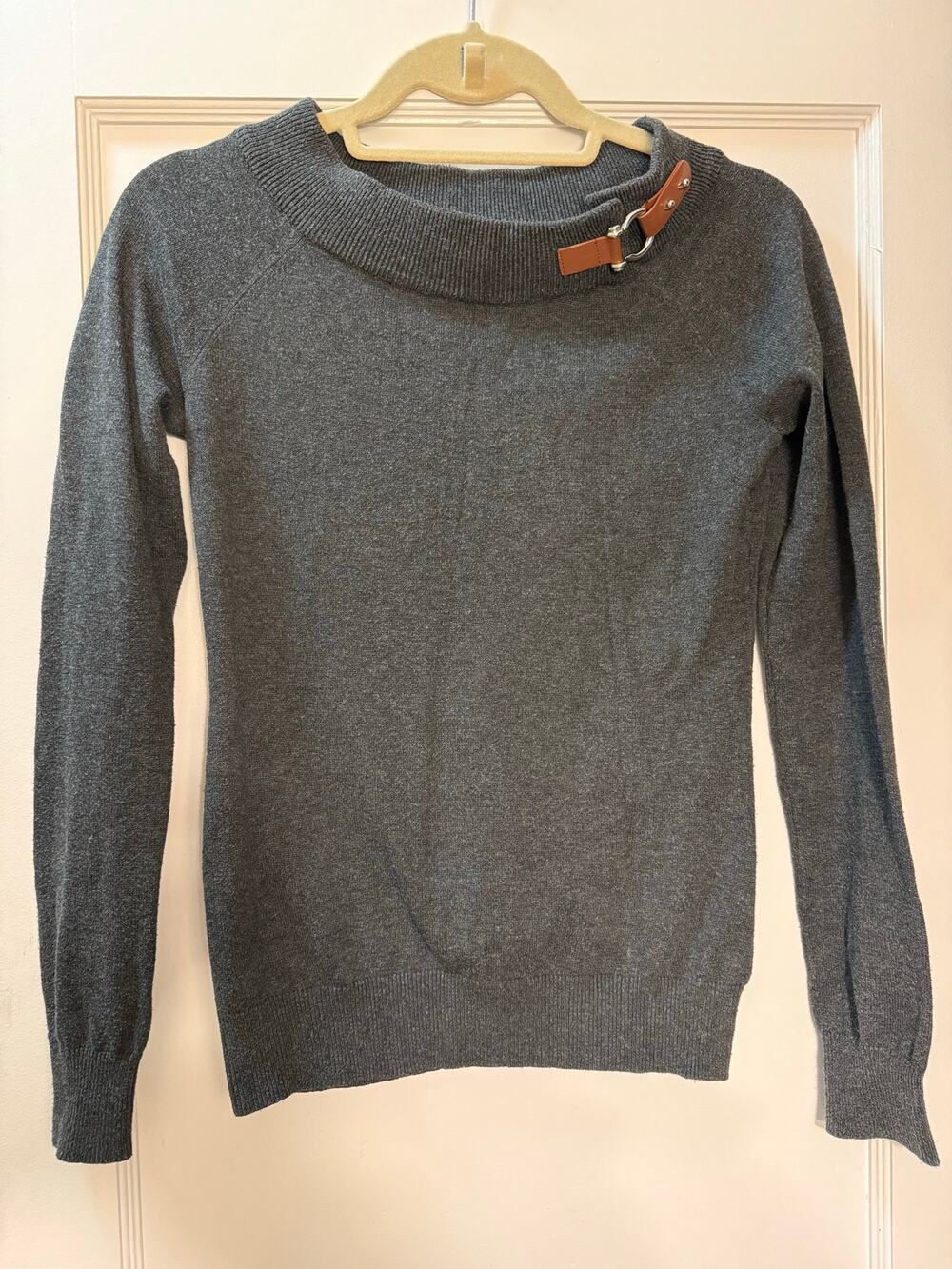 Lauren Ralph Lauren Gray Boat Neck Sweater Faux Leather Buckle Accent Size small